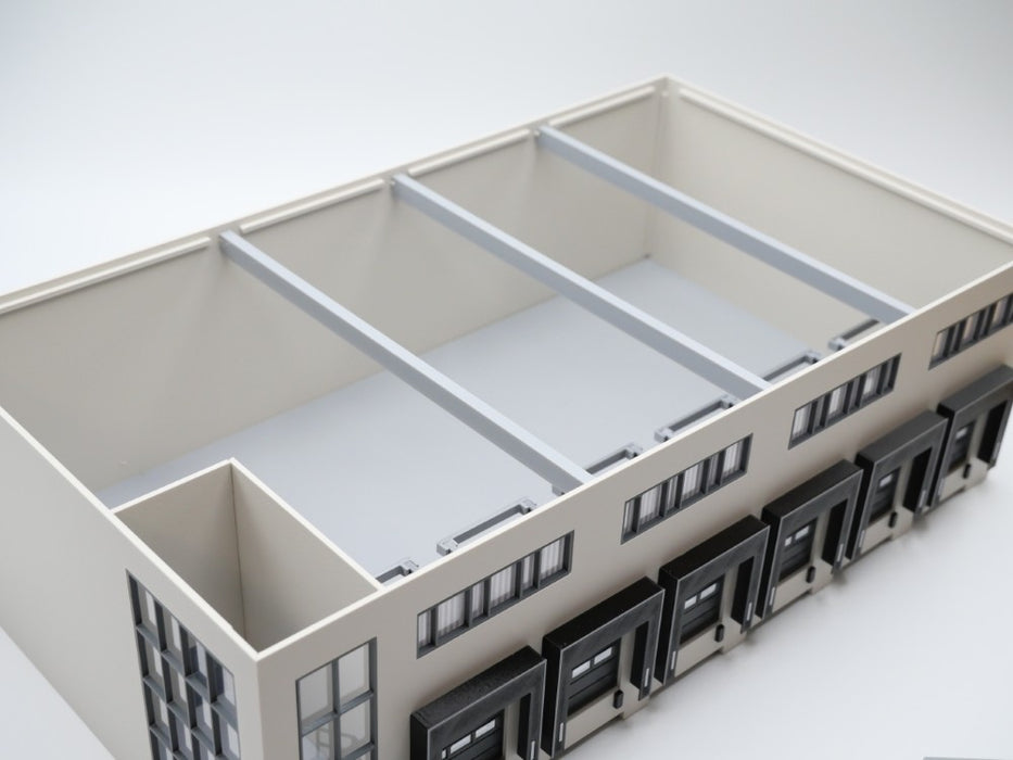 H0 Logistikhalle Lagerhalle mit Büro - 6 Tore (Bausatz)