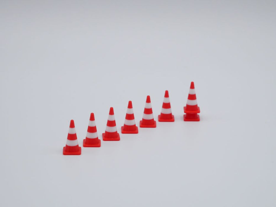 Leitkegel / Pylon - Maßstab 1:32 rot/weiß - 15 Stück
