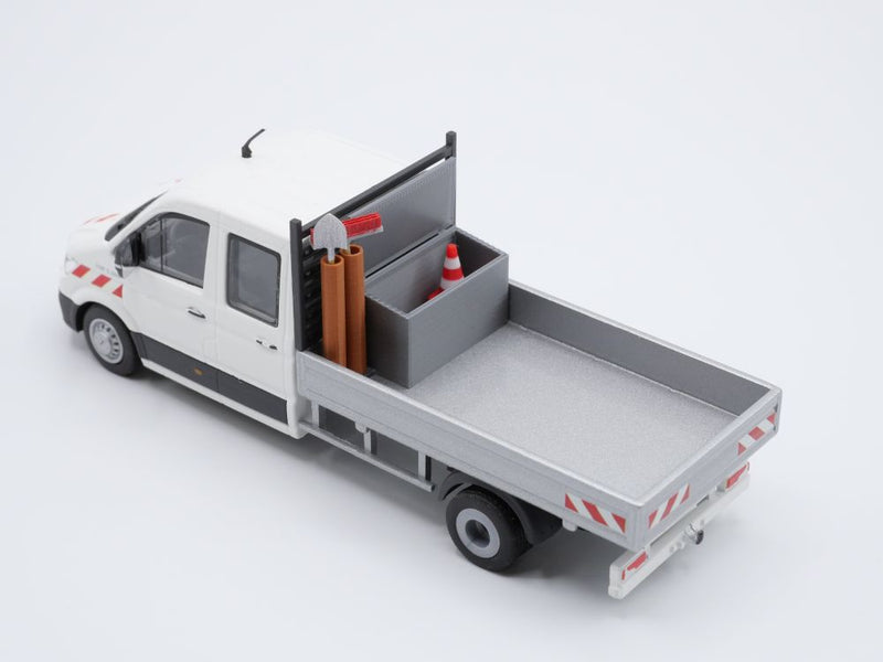 Transportbox mit Rohre für Pritsche - Maßstab 1:50